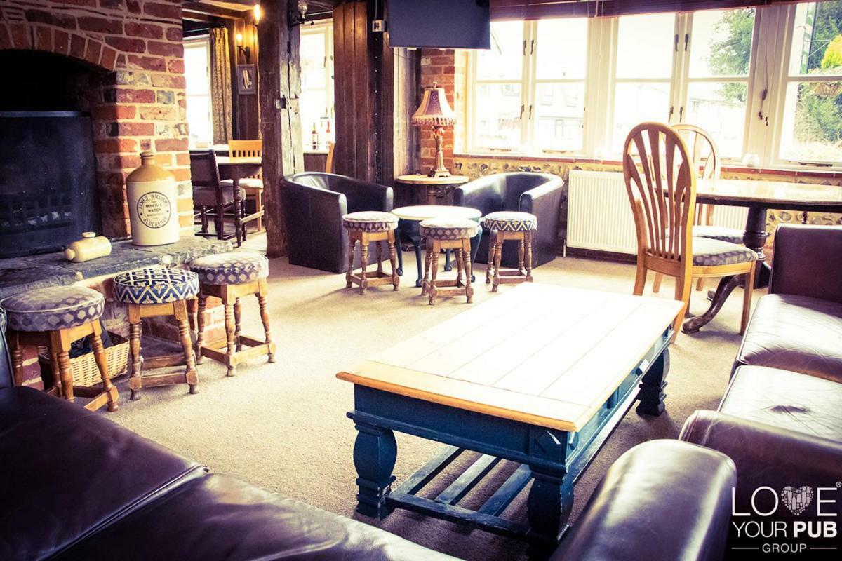 The Rising Sun Inn Waterlooville Extérieur photo